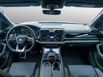 LAMBORGHINI Urus SE   AdPersonam Akra   Lamborghini Nürnberg