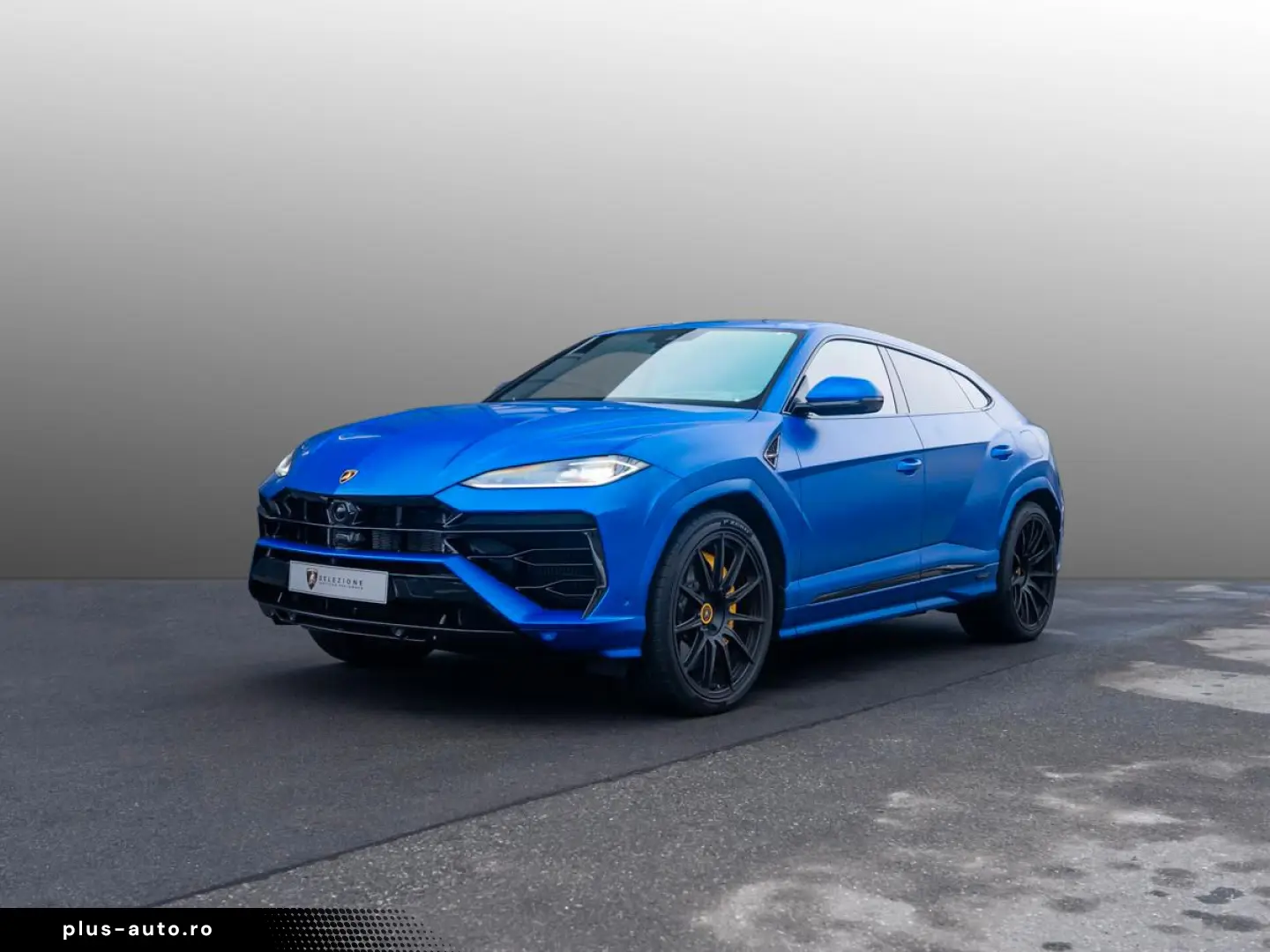 LAMBORGHINI Urus SE   AdPersonam Akra   Lamborghini Nürnberg