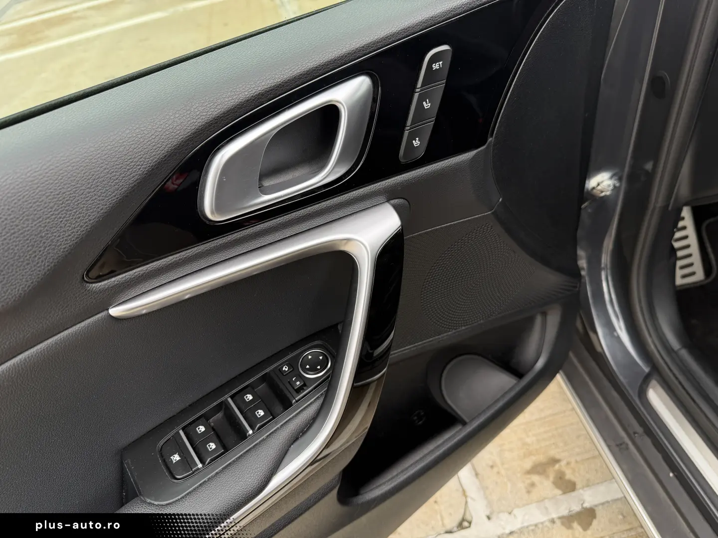 Kia XCeed 1.6 GDI Platinum Plug In Hybrid 2022 141 CP