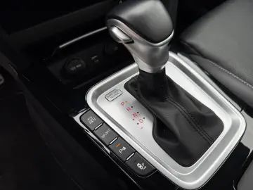 Kia XCeed 1.6 GDI Platinum Plug In Hybrid 2022 141 CP