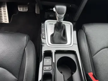 Kia XCeed 1.6 GDI Platinum Plug In Hybrid 2022 141 CP