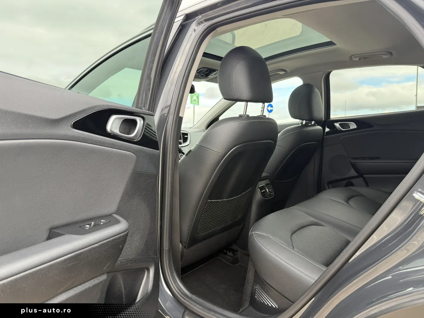 Kia XCeed 1.6 GDI Platinum Plug In Hybrid 2022 141 CP