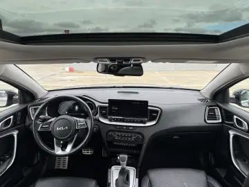 Kia XCeed 1.6 GDI Platinum Plug In Hybrid 2022 141 CP