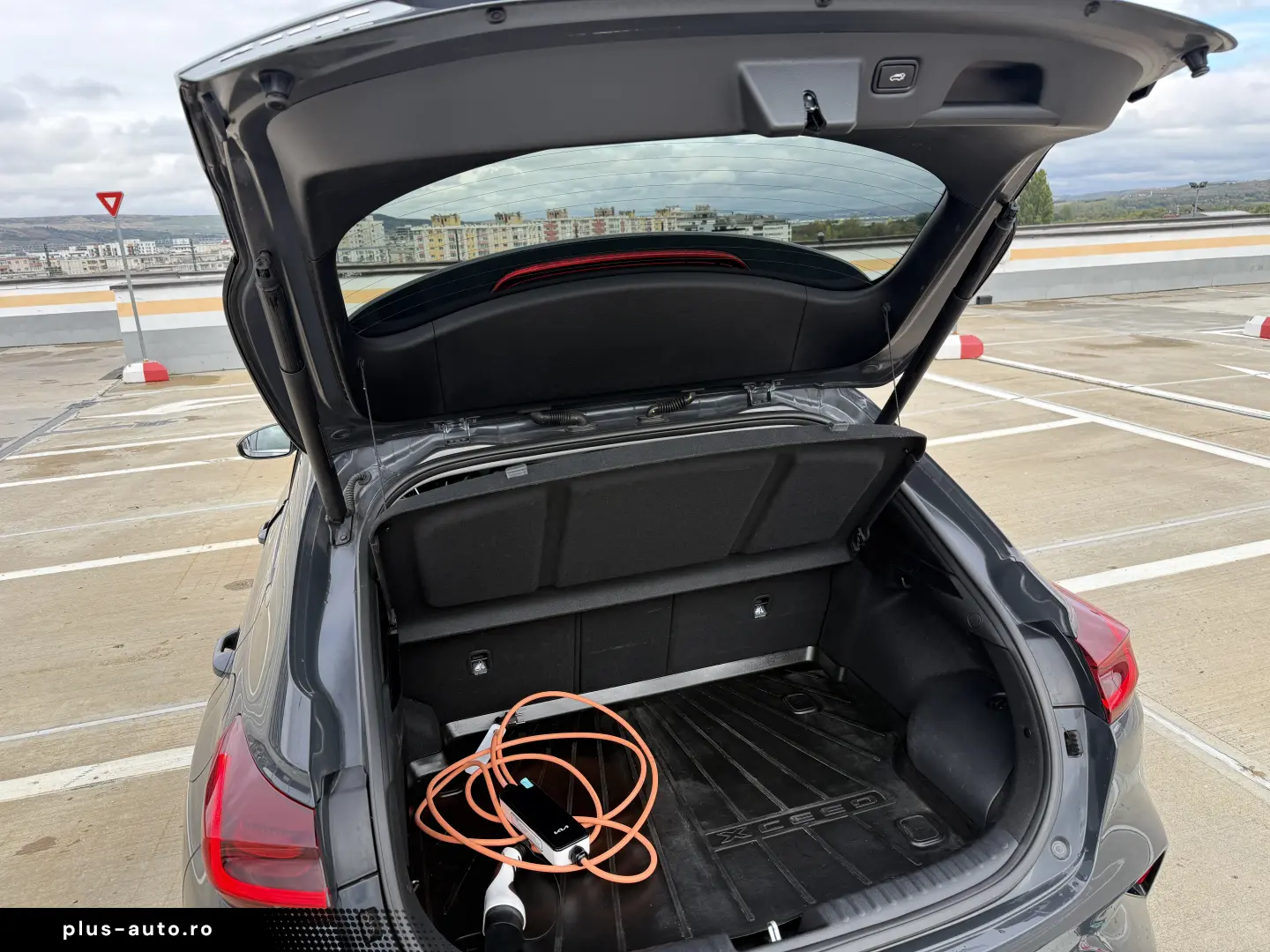 Kia XCeed 1.6 GDI Platinum Plug In Hybrid 2022 141 CP