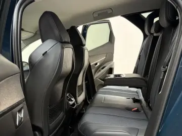 PEUGEOT 3008 Allure 2022 HYBRID