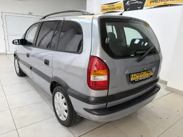 OPEL ZAFIRA  2001