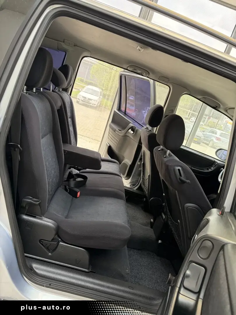 OPEL ZAFIRA  2001