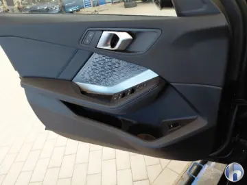 BMW 120i M Sport - Garantie pana 03-2028