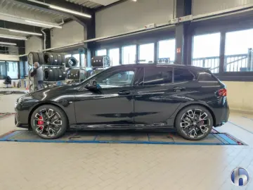 BMW 120i M Sport - Garantie pana 03-2028