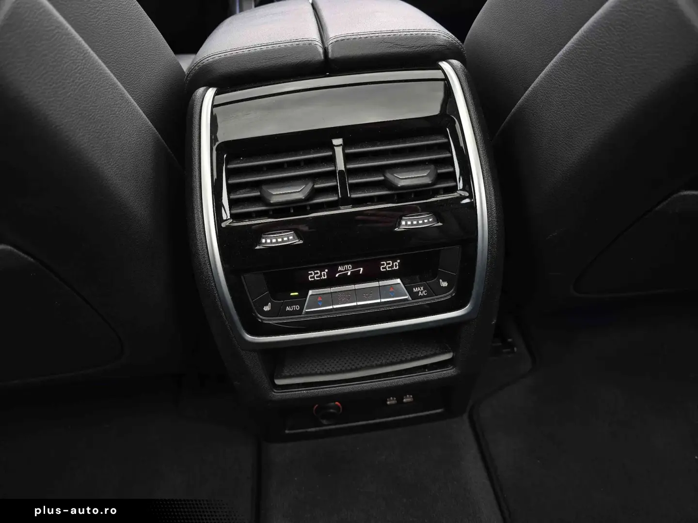 Bmw X-7
