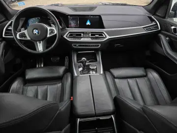Bmw X-7