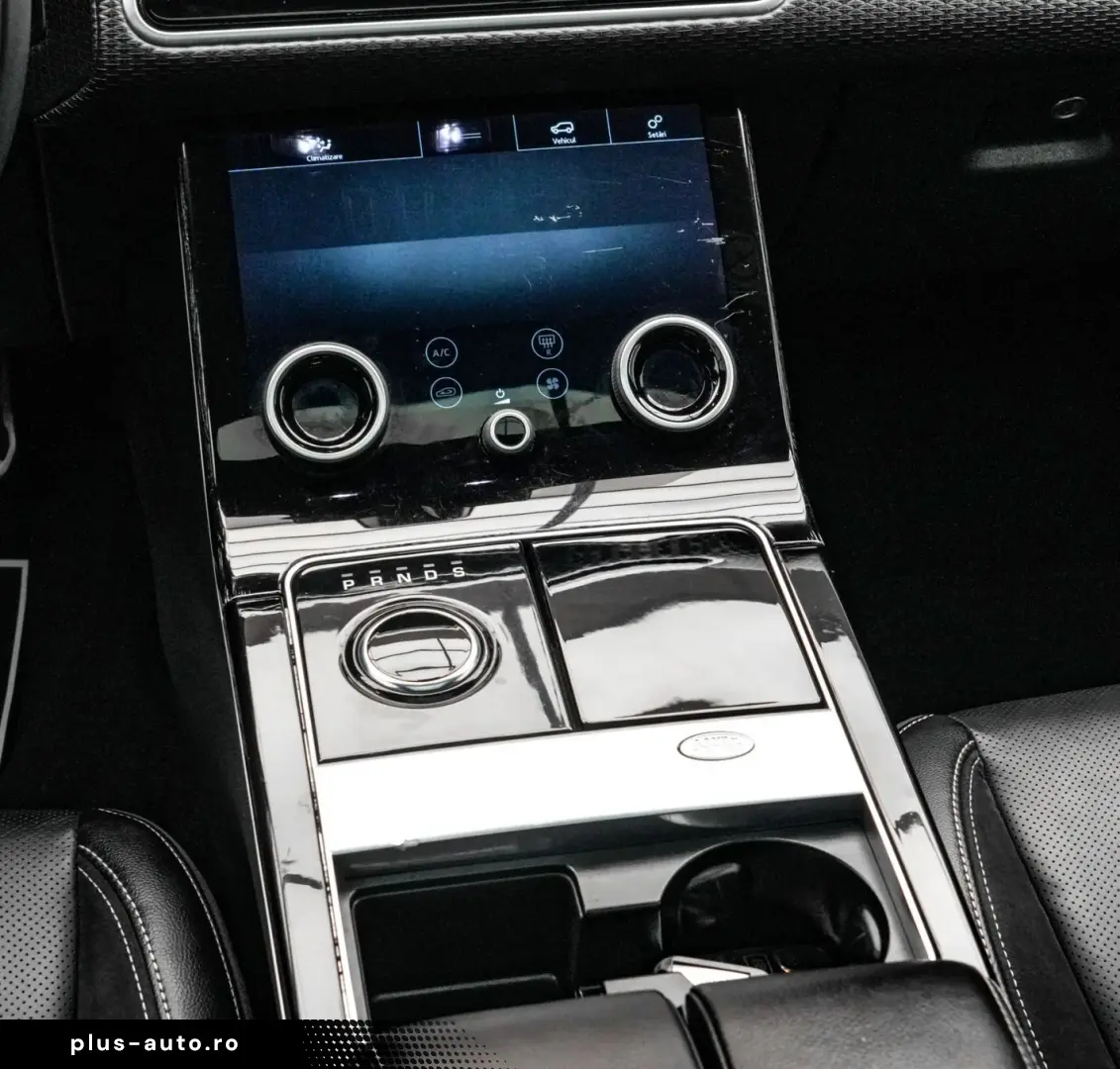 Land-Rover Range-Rover-Velar