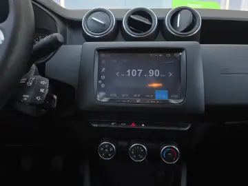 Dacia Duster Blue dCi 115