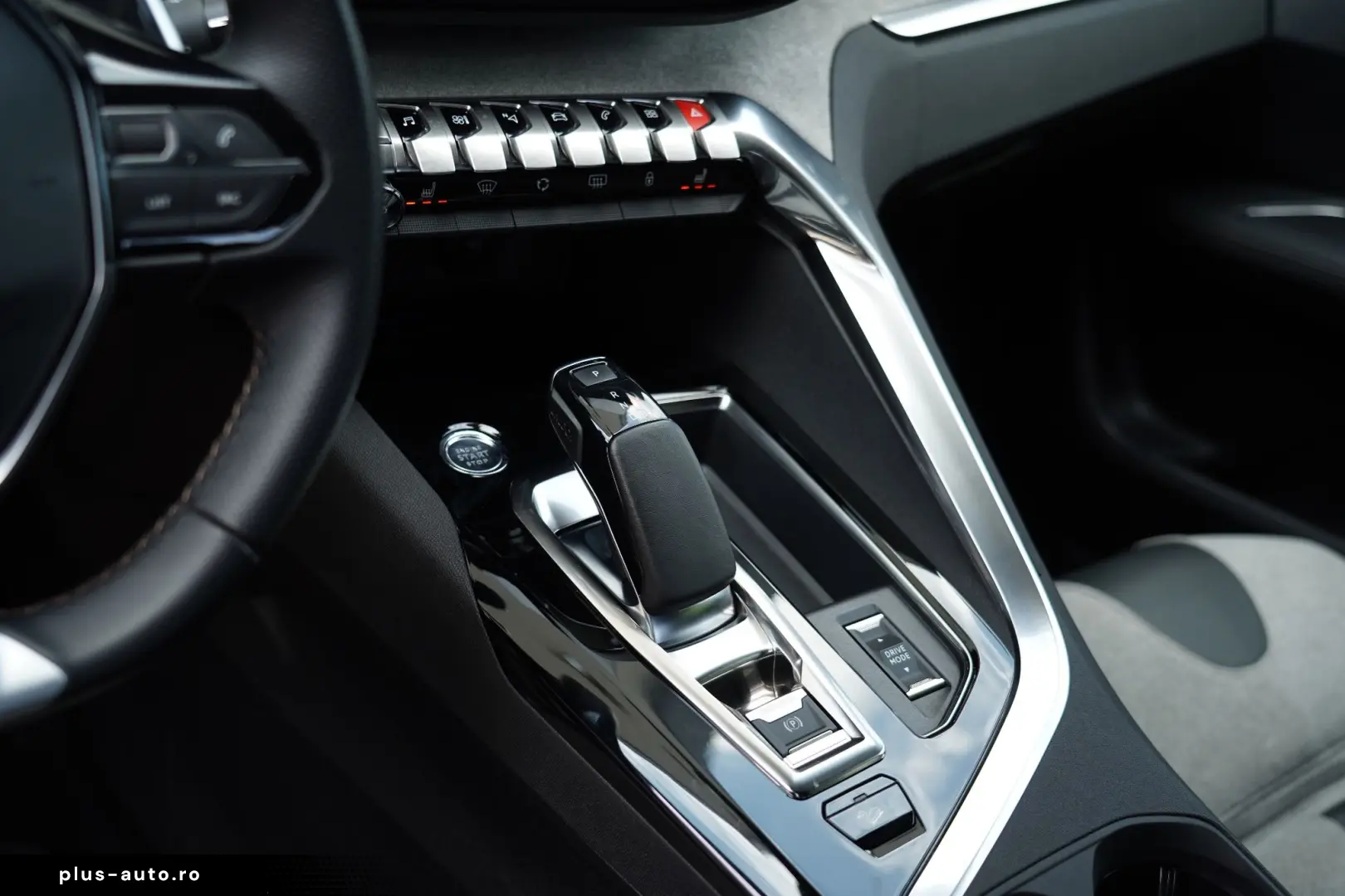 Peugeot 3008 PHEV 300 EAT8 4X4 Allure Pack