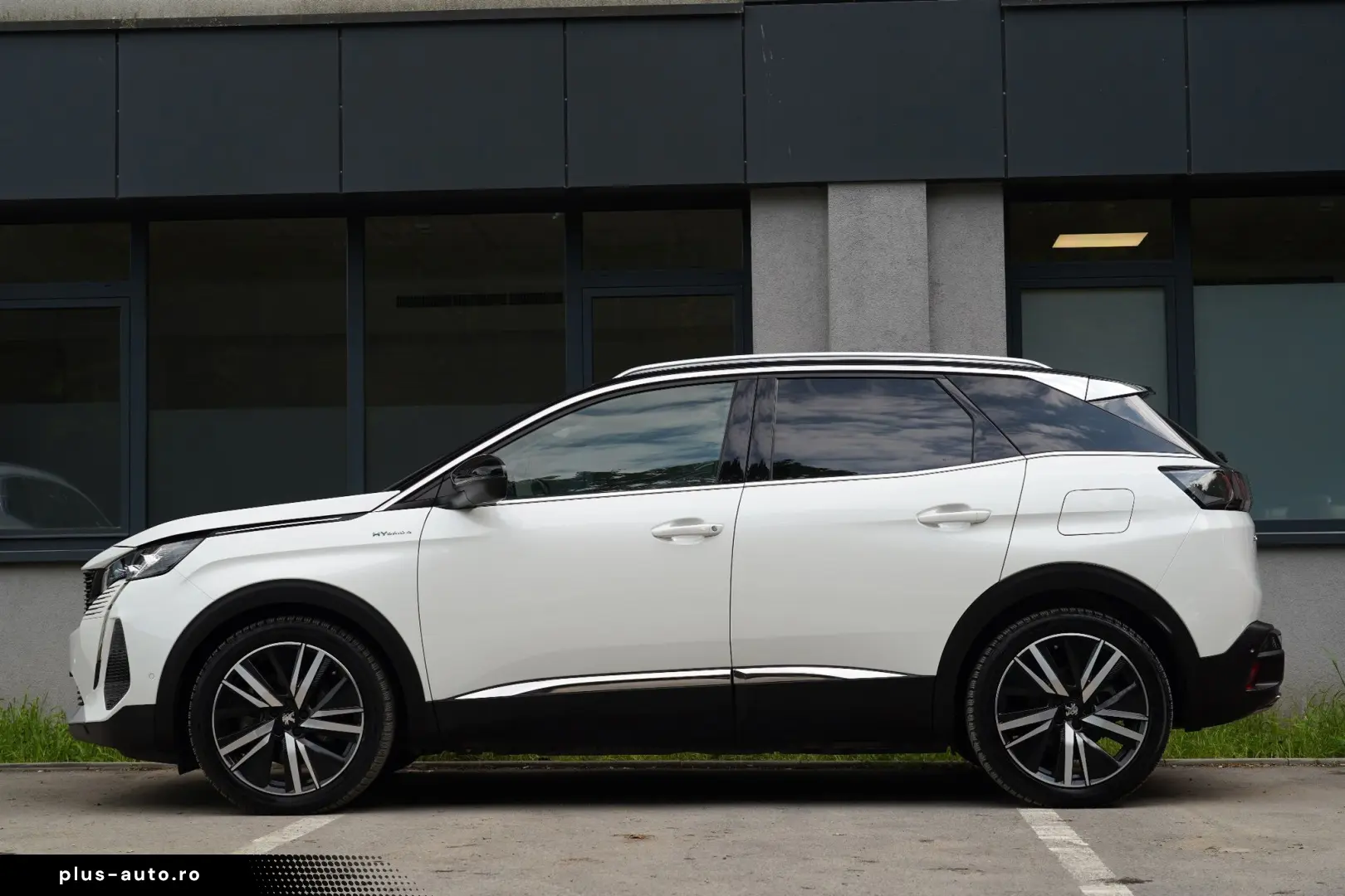 Peugeot 3008 PHEV 300 EAT8 4X4 Allure Pack