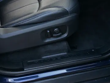 Land-Rover Range-Rover-Evoque