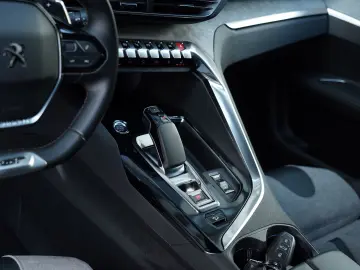 Peugeot 3008 PHEV EAT8 4X4 GT Pack