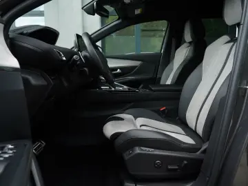 Peugeot 3008 PHEV EAT8 4X4 GT Pack