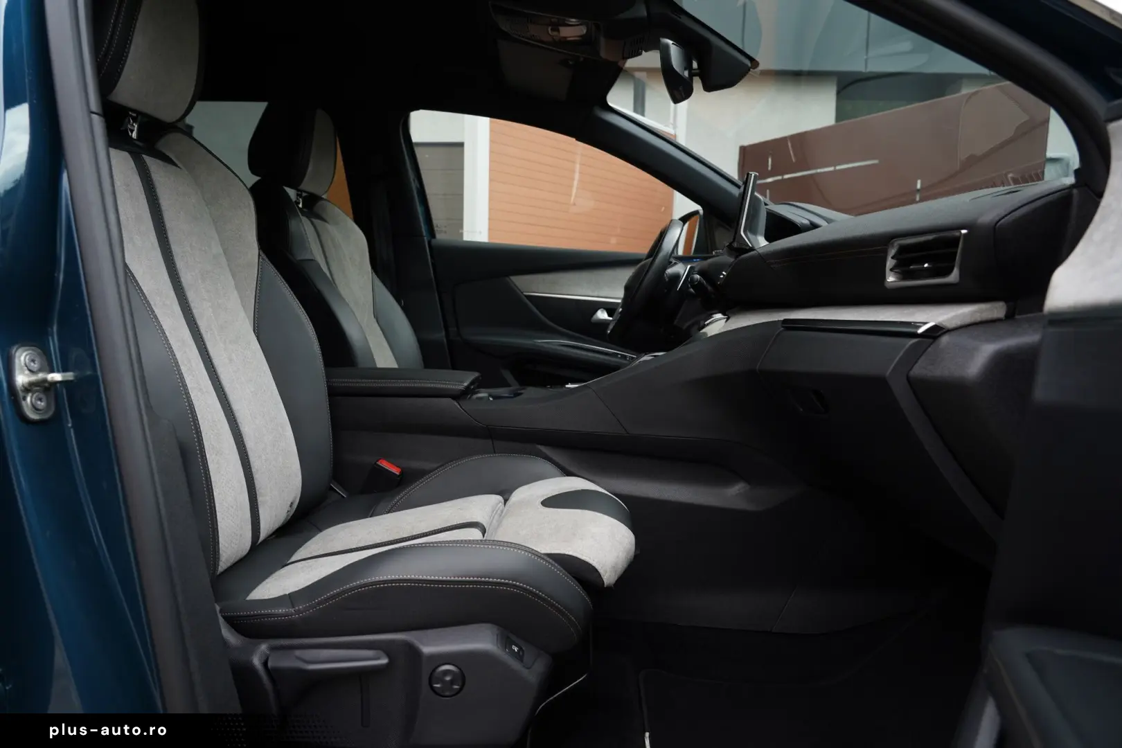 Peugeot 3008 PHEV EAT8 4X4 GT Pack