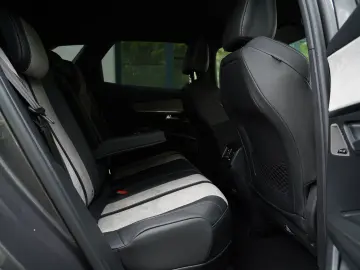Peugeot 3008 PHEV EAT8 4X4 GT Pack