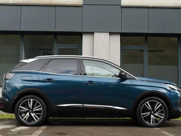 Peugeot 3008 PHEV EAT8 4X4 GT Pack