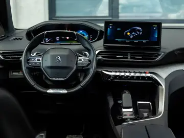 Peugeot 3008 PHEV EAT8 4X4 GT Pack