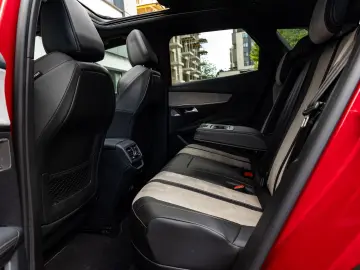 Peugeot 3008 PHEV EAT8 4X4 GT Pack