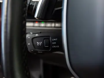 Peugeot 3008 PHEV EAT8 4X4 GT Pack