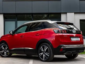 Peugeot 3008 PHEV EAT8 4X4 GT Pack