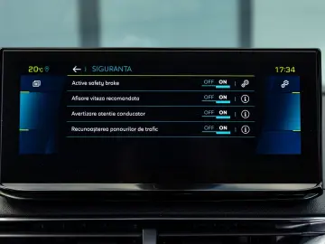 Peugeot 3008 PHEV EAT8 4X4 GT Pack
