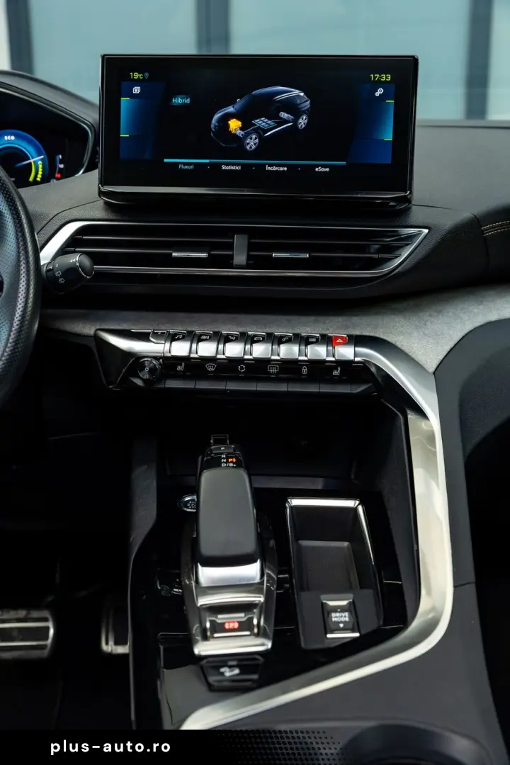 Peugeot 3008 PHEV EAT8 4X4 GT Pack