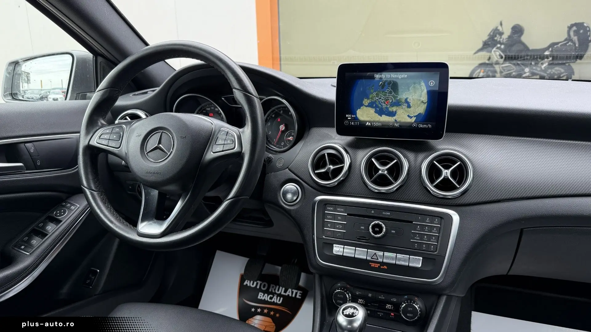 Mercedes-Benz GLA200 1.6 Benzina 156CP 2017 10 Euro 6