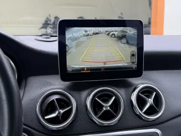 Mercedes-Benz GLA200 1.6 Benzina 156CP 2017 10 Euro 6
