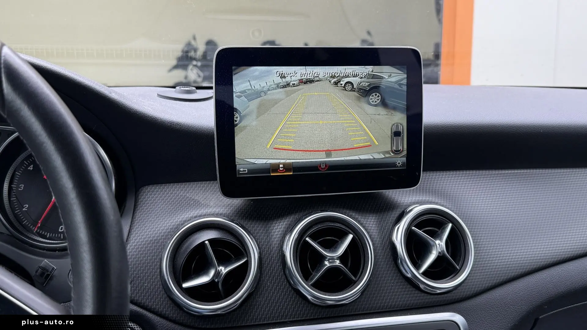 Mercedes-Benz GLA200 1.6 Benzina 156CP 2017 10 Euro 6