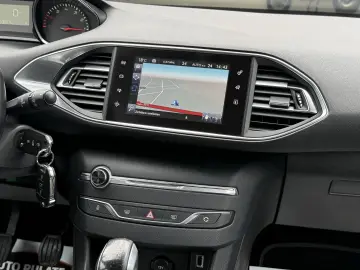 Peugeot 308 1.2 Benzina 110CP 2015 Euro 6