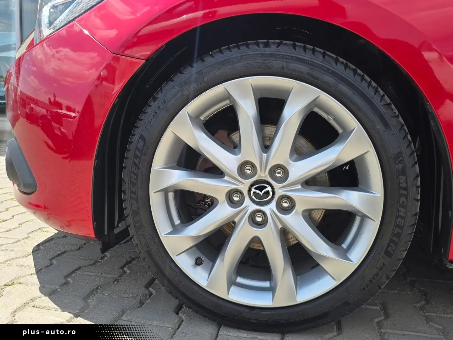Mazda 3 - 2.0 Revolution