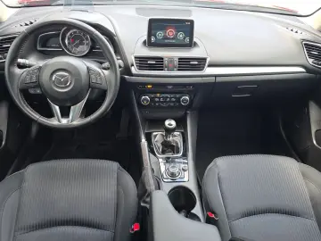 Mazda 3 - 2.0 Revolution