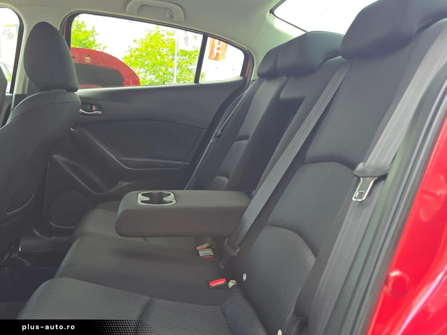 Mazda 3 - 2.0 Revolution