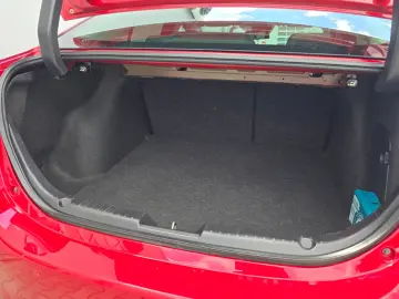 Mazda 3 - 2.0 Revolution