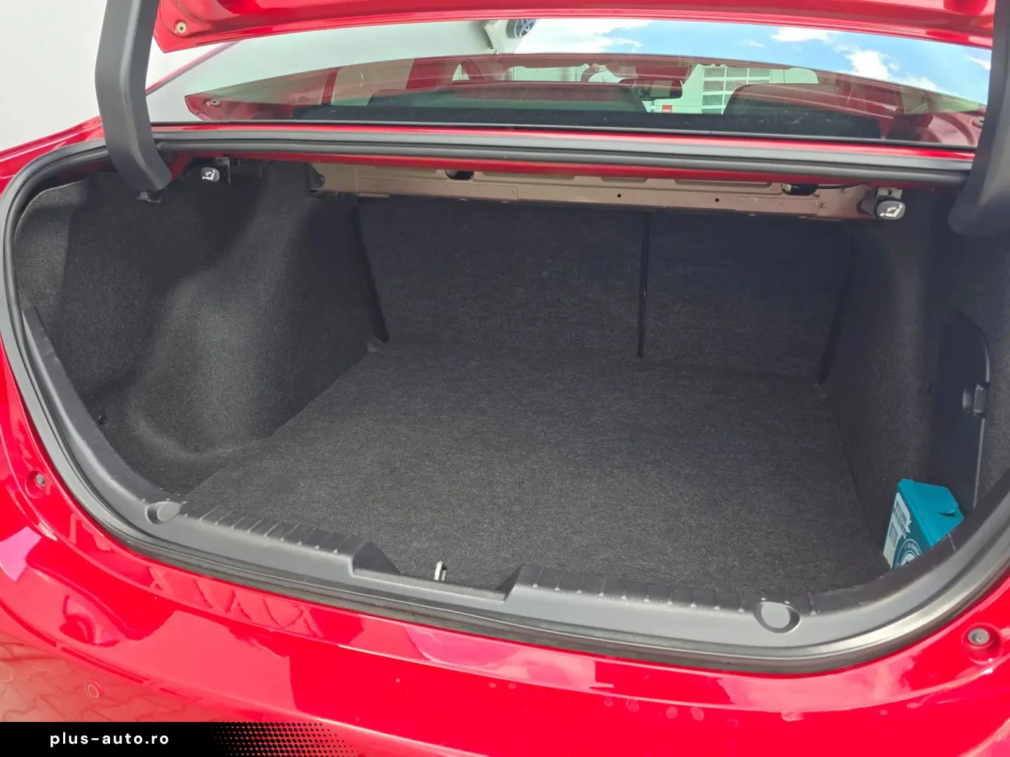 Mazda 3 - 2.0 Revolution