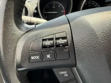 MAZDA 3 1.6 DIESEL 6 1 trepte