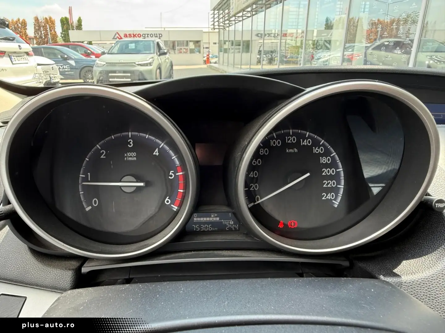 MAZDA 3 1.6 DIESEL 6 1 trepte