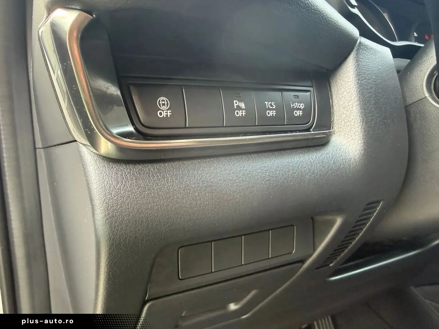 Mazda CX-30 e-Skyactiv-G122 Plus MT
