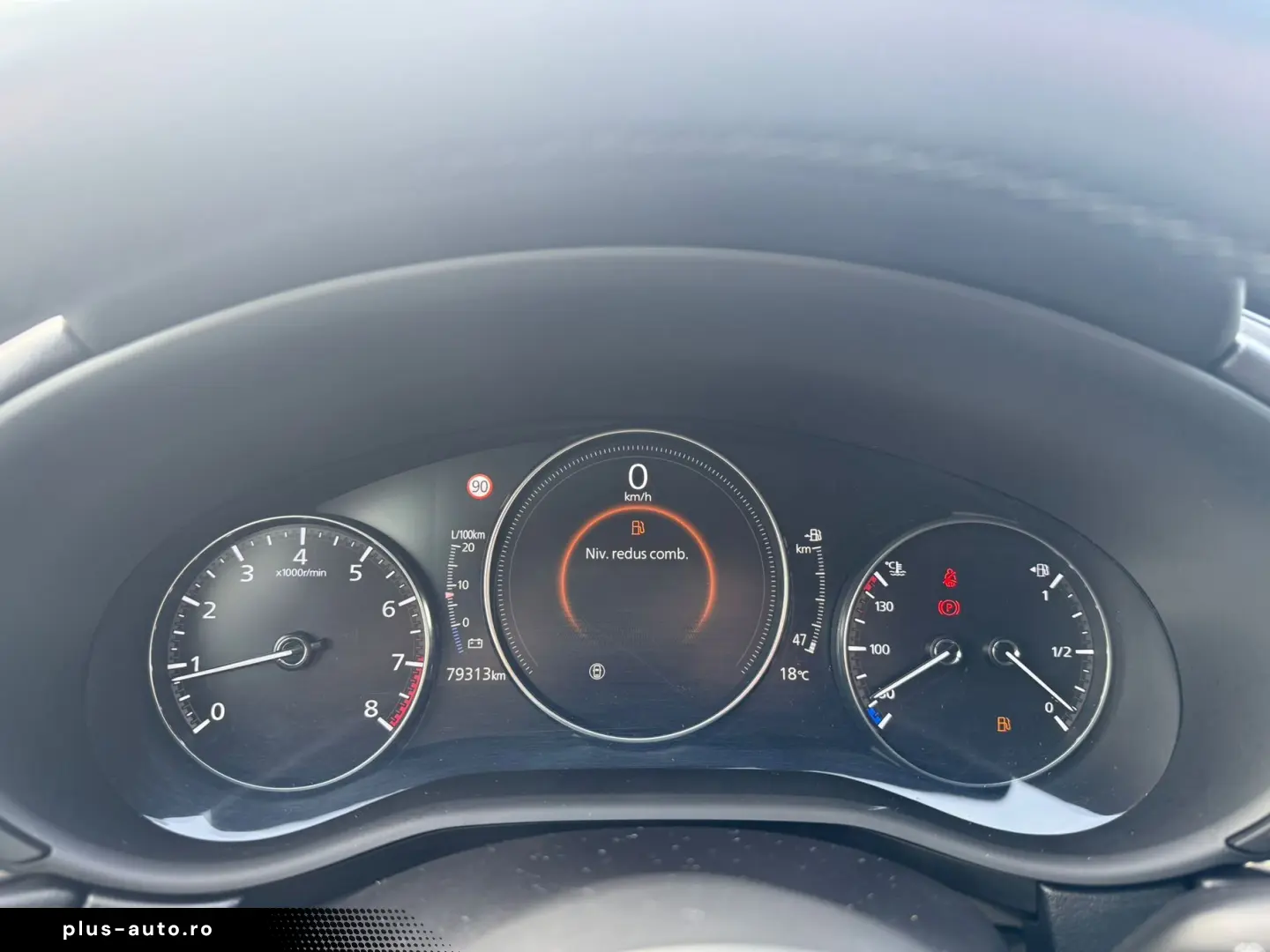 Mazda CX-30 e-Skyactiv-G122 Plus MT