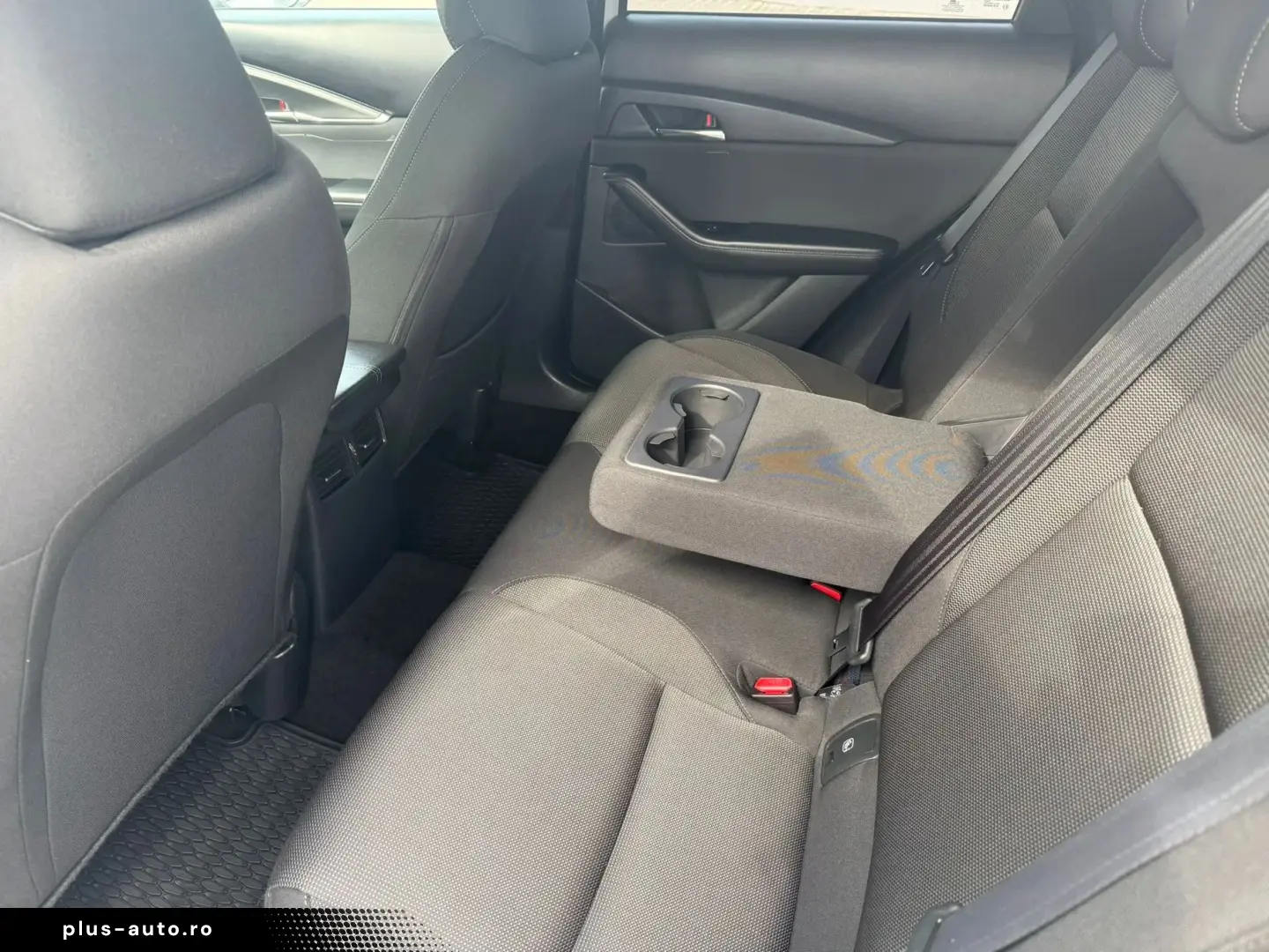 Mazda CX-30 e-Skyactiv-G122 Plus MT