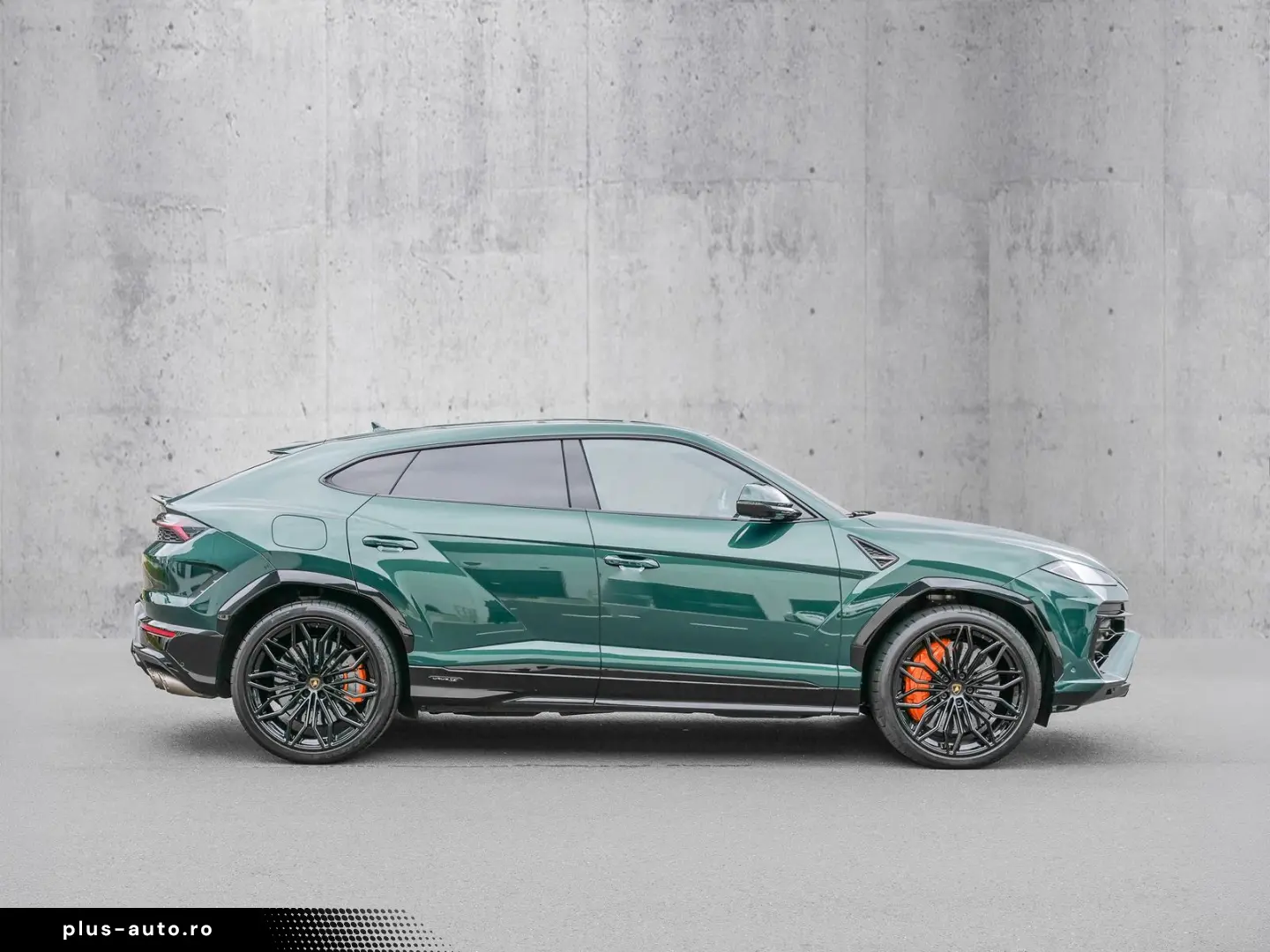 LAMBORGHINI Urus SE Verde Hydra  Panoramic Roof