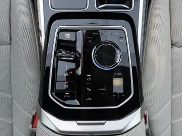 BMW 740d xDrive M SPORT.SOFTC.SKY.MASSAGE.AHK.5 100