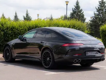 MERCEDES-BENZ AMG GT 43 4Matic