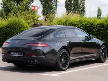 MERCEDES-BENZ AMG GT 43 4Matic