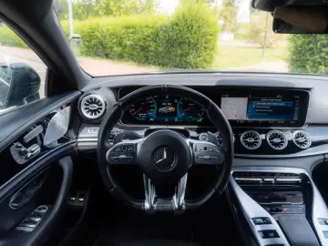 MERCEDES-BENZ AMG GT 43 4Matic